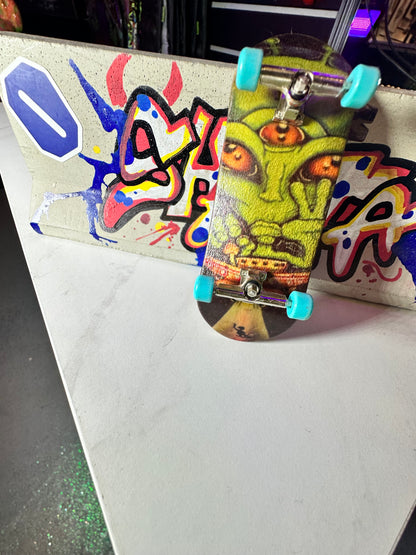 Alien Mini Skate Deck